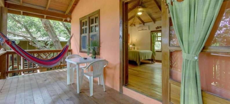 阿科艾丽斯旅馆(Posada Arco Iris, West End)图片