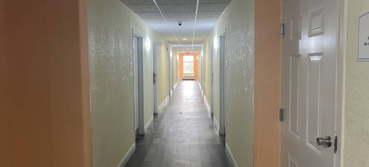 莱克兰呗盟套房酒店(Baymont by Wyndham Lakeland)图片