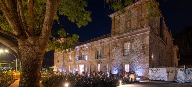 阿塞维多宫殿(Palacio de Los Acevedo)图片