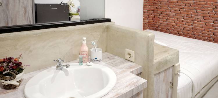 Dparagon Pogung F酒店(Dparagon Pogung F)图片