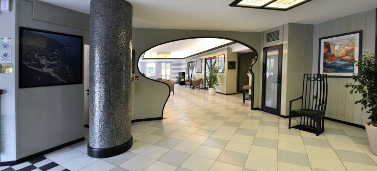 苏德伊斯特酒店(Hotel Sud Est by Fam Rossetti)图片