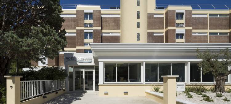 奥佩拉里亚派斯酒店(Logis Hôtel les Pins - Opéralia)图片