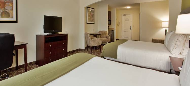 智选假日套房酒店堪萨斯城体育综合区(Holiday Inn Express & Suites Kansas City Sport Complex Area)图片