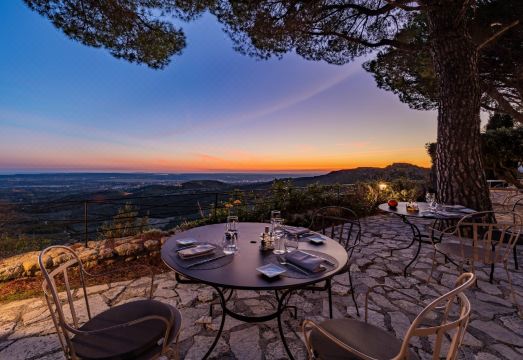 Garrigae Abbaye de Sainte Croix Hotel Overview