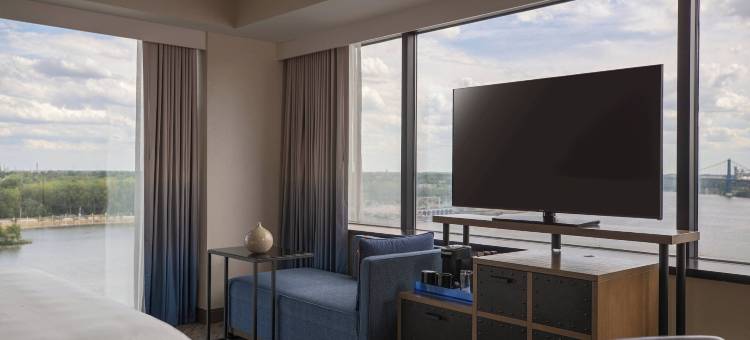 托莱多市中心万丽酒店(Renaissance Toledo Downtown Hotel)图片