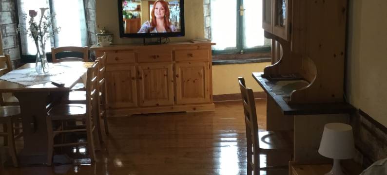 新亚可巴雷诺欧赛格纳酒店(New Arcobaleno Ossegna)图片