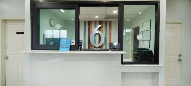 德克萨斯州休斯顿6号汽车旅馆 - I-10西(Motel 6 Houston, TX - I-10 West)图片