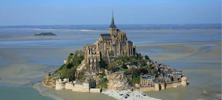 hotelF1 阿夫朗什圣米歇尔山湾(Hotelf1 Avranches Baie du Mont Saint Michel)图片