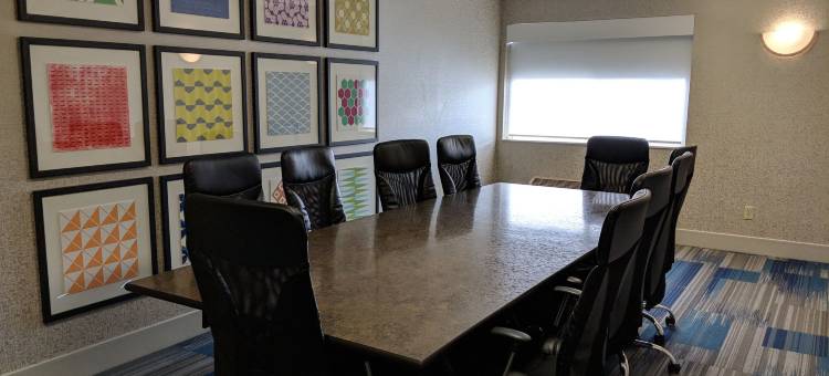 Holiday Inn Express 吨。 VERNON by IHG(Holiday Inn Express MT. Vernon)图片