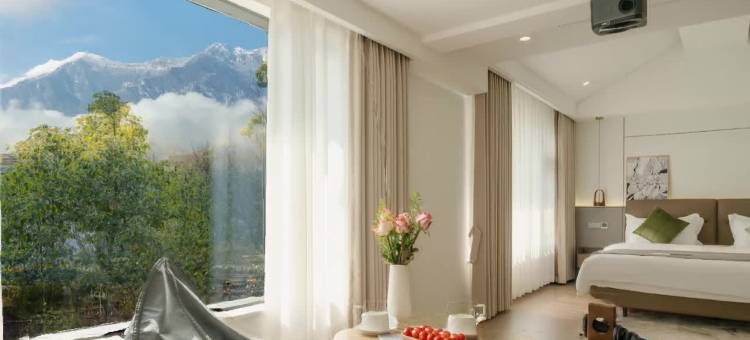 AuraVilla·煊府｜苍海间·私享花园奢简美墅(大理古城店)图片
