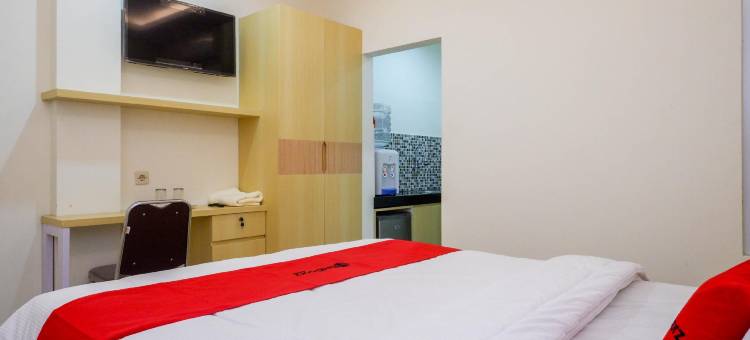 红多兹酒店-近梭罗帕萨尔格德(Hotel O near Pasar Gede Solo formerly Indria Pasar Gede)图片