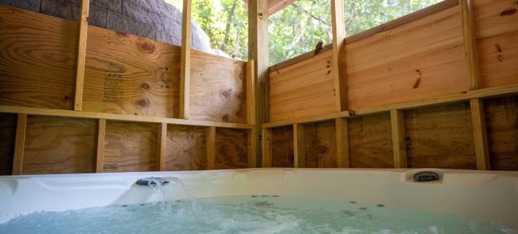 282 舒适小熊 1 卧室小屋(Stunning Lovers Getaway in Gatlinburg,New!Free Tickets 2 Dollywood,Anakeesta,Ziplining,Aquari & More)图片