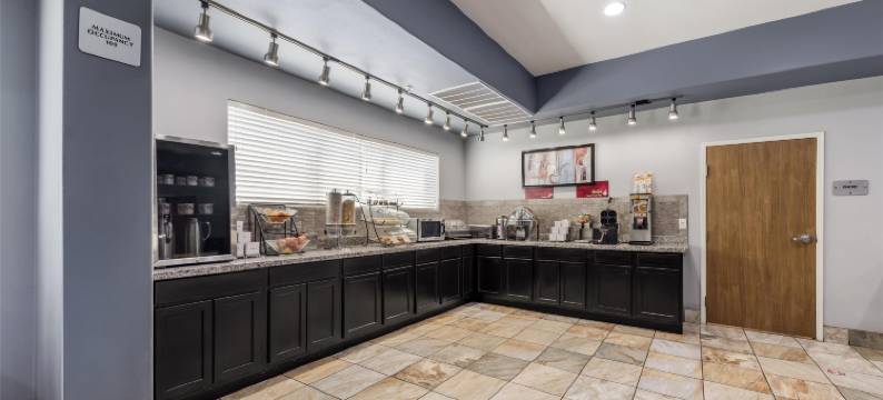 桑德巴斯套房贝斯特韦斯特优质套房酒店(Best Western Plus Sand Bass Inn  Suites)图片