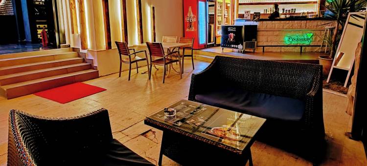 伊雷迪兹凯麦尔度假酒店(Erendiz Garden Hotel)图片