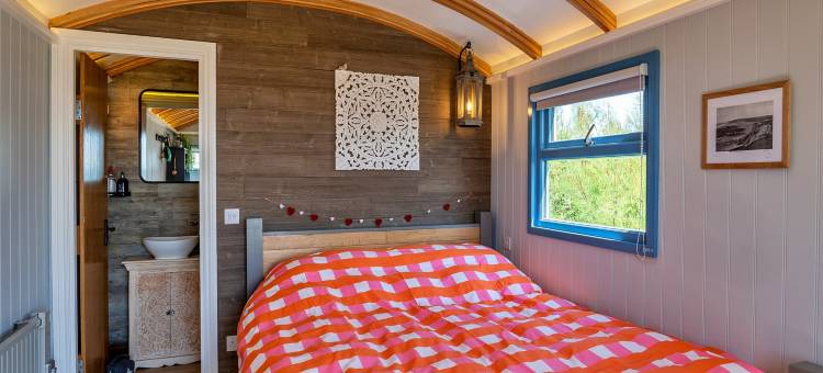 Lodge in Cornwall with Widemouth Bay Views图片