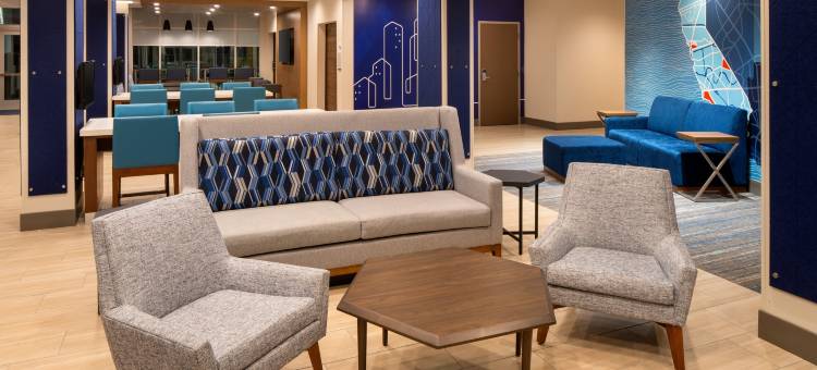 弗雷斯诺机场智选假日套房酒店(洲际酒店集团)(Holiday Inn Express & Suites Fresno Airport, an IHG Hotel)图片