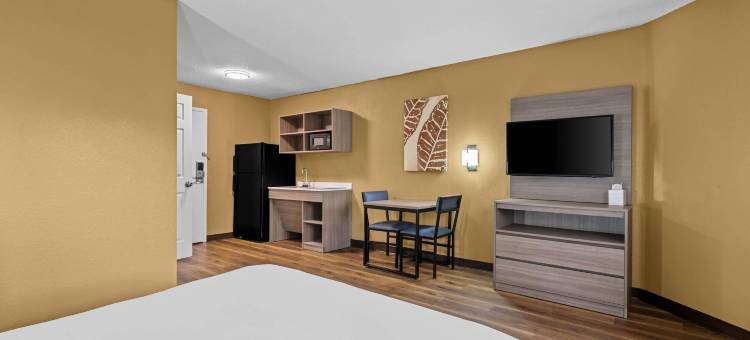 夏洛特 - 行政公园美茵斯坦套房酒店(Suburban Studios Charlotte - Executive Park)图片