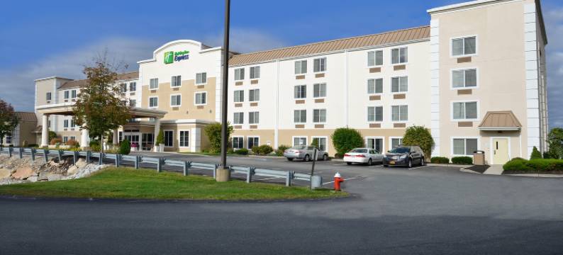 Holiday Inn Express 波士顿米尔福德(Holiday Inn Express BOSTON-MILFORD by IHG)图片