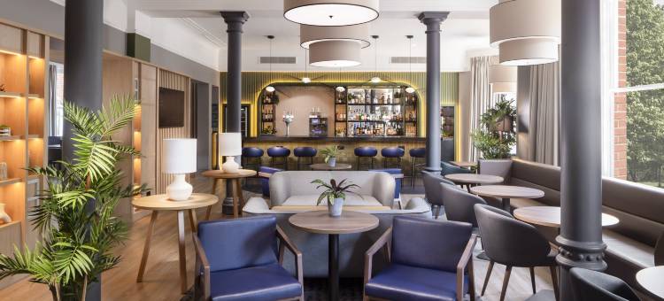 Holiday Inn 法恩伯勒(Holiday Inn FARNBOROUGH by IHG)图片