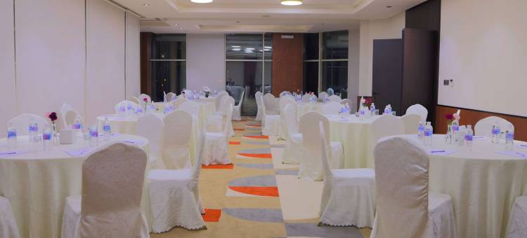 利雅得迪叶诺富特全套房酒店(Novotel Suites Riyadh Centre)图片