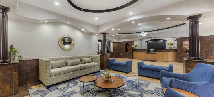 圣安东尼奥市海洋世界贝斯特韦斯特必住酒店(SureStay Plus Hotel by Best Western San Antonio SeaWorld)图片