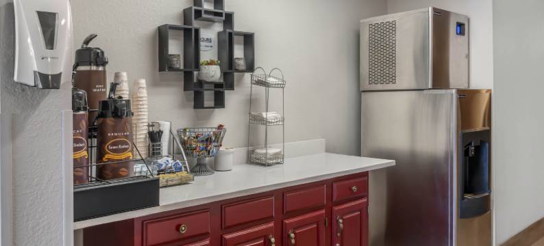 昆斯伯里红屋顶酒店(Red Roof Inn Queensbury)图片