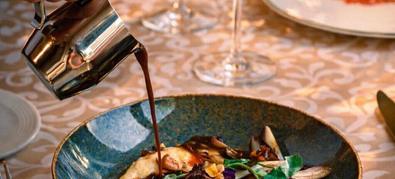 洛吉斯湖泊酒店及餐厅(Logis Hôtel & Restaurant des Lacs)图片