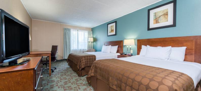 瓦恩兰米尔维尔地区华美达酒店(Ramada by Wyndham Vineland Millville Area)图片