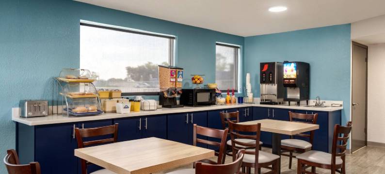 奥兰多阿波普卡戴斯温德姆酒店(Days Inn by Wyndham Apopka/Orlando)图片