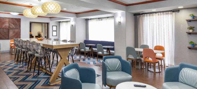 希尔顿欢朋酒店-奥马哈西(Hampton Inn Omaha West-Lakeside)图片