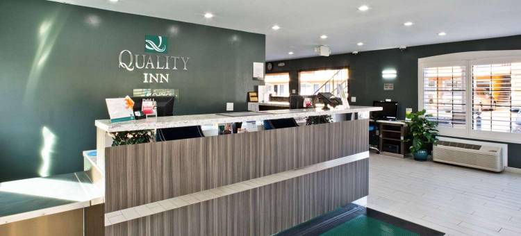 湾区酒店及套房(Bay Area Inn & Suites)图片