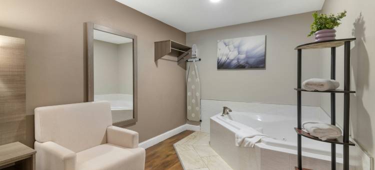 红屋顶旅馆及套房斯旺西(Red Roof Inn & Suites Swansea)图片