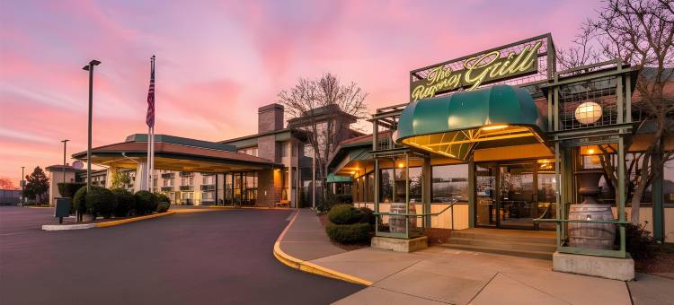 红狮罗格摄政梅德福机场酒店(Red Lion Hotel Rogue Regency Medford Airport)图片
