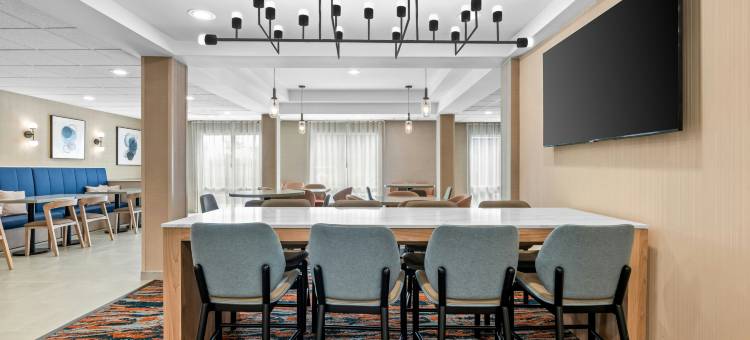 加兹登万枫酒店及套房(Fairfield Inn & Suites Gadsden)图片