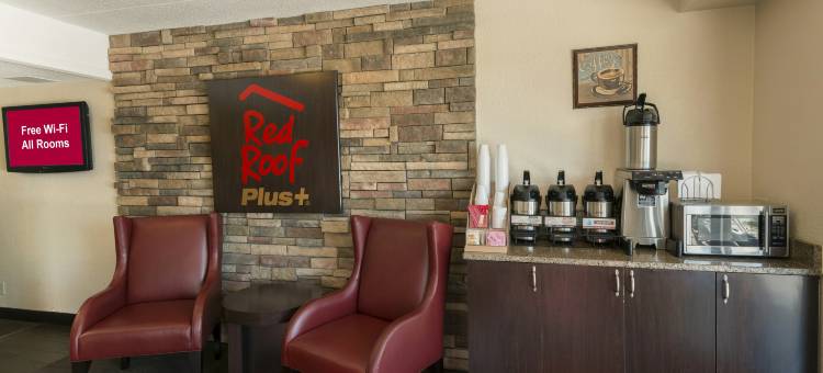 圣路易斯森林公园汉普顿大道红顶Plus酒店(Red Roof Plus+ St Louis - Forest Park/ Hampton Ave)图片