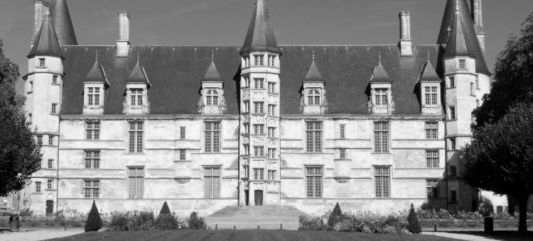 讷韦尔-瓦蓝奈斯-瓦塞勒斯普瑞米尔经典酒店(Premiere Classe Nevers - Varennes Vauzelles)图片