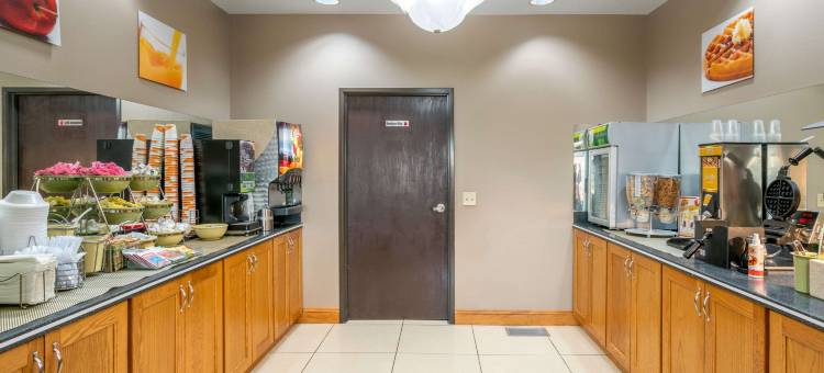 杰斐逊城凯艺套房酒店(Quality Inn & Suites - Jefferson City)图片