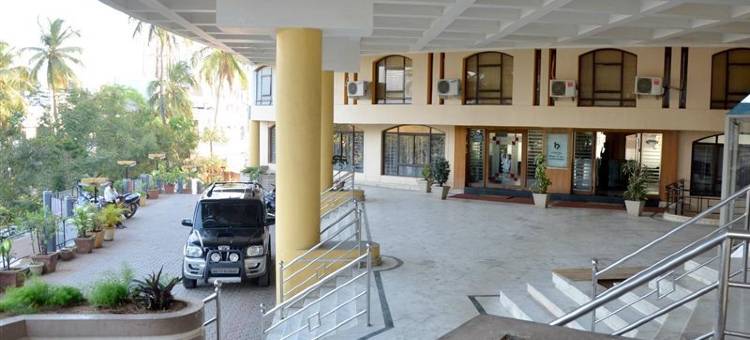 普迦国际酒店(Hotel Pooja International)图片