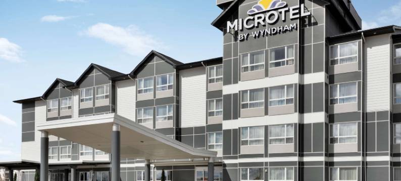 埃斯特万麦客达套房酒店(Microtel Inn & Suites by Wyndham Estevan)图片