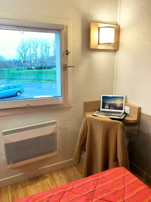 Premiere Classe Troyes Sud - Parc Saint Thibault - 2 Sao