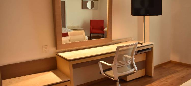 温德姆华美达墨西哥城圣达菲(Ramada by Wyndham Mexico City Santa Fe)图片