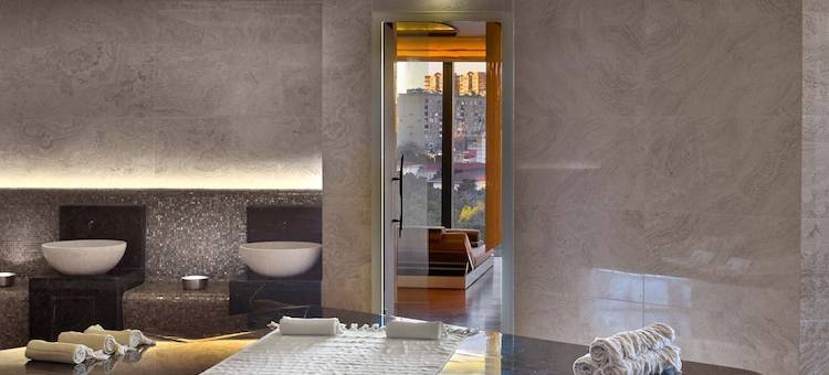 费尔蒙巴库火焰塔酒店(Fairmont Baku - Flame Towers)图片