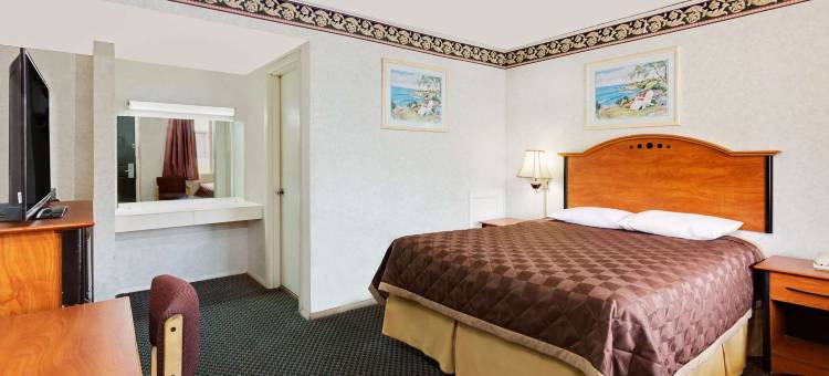 麦迪逊高地骑士酒店(Knights Inn Madison Heights)图片