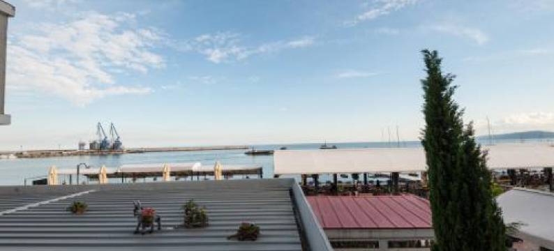 瑟琳娜酒店(Selena Hotel)图片