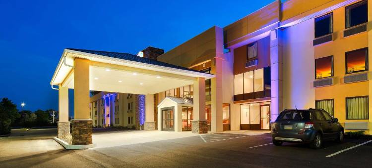 波科诺贝斯特韦斯特优质酒店(Best Western Plus Poconos Hotel)图片