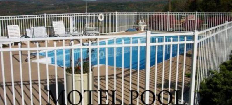 山林长屋汽车旅馆(Longhouse Lodge Motel)图片