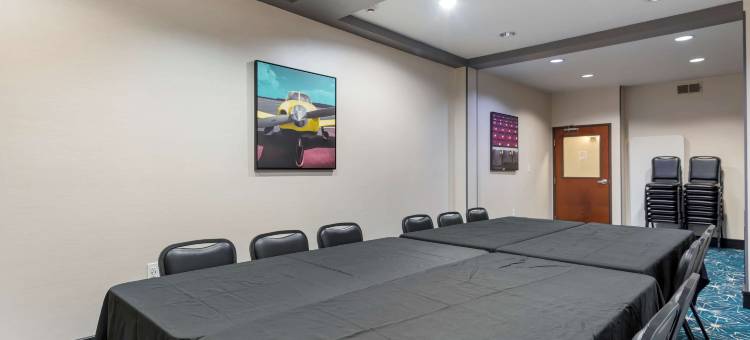 阿灵顿北贝斯特韦斯特优质套房酒店(Best Western Plus Arlington North Hotel  Suites)图片