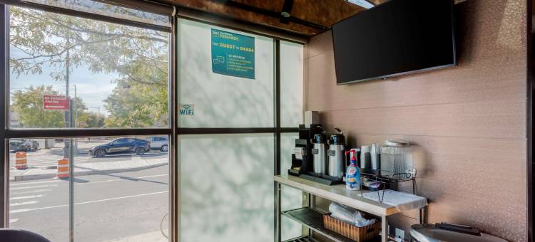 布鲁克林海湾贝斯特韦斯特优质酒店(Best Western Plus Brooklyn Bay Hotel)图片