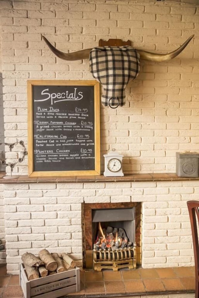 The Bulls HeadOver view