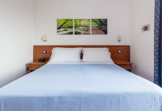 Mare Blu Resort Hotel Overview